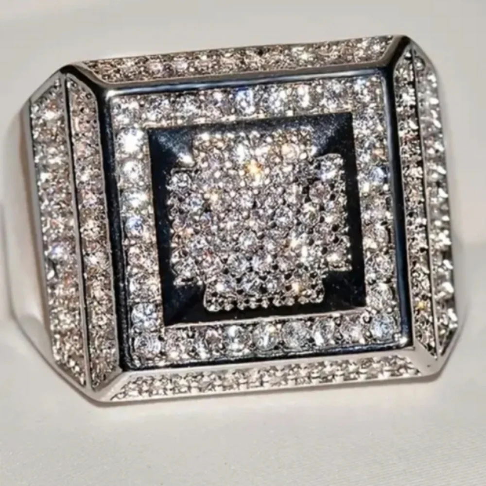 Mens Silver and Black Square Ring Sz 8